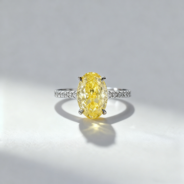 Venlis. V 3.00ct  Oval Cut Yellow Diamond Ring