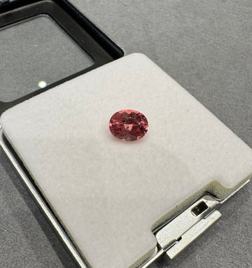 3.53 Carat Sapphire Oval Shape  Lad Grown Gem Orangish Pink Padparadscha Color 10*8mm
