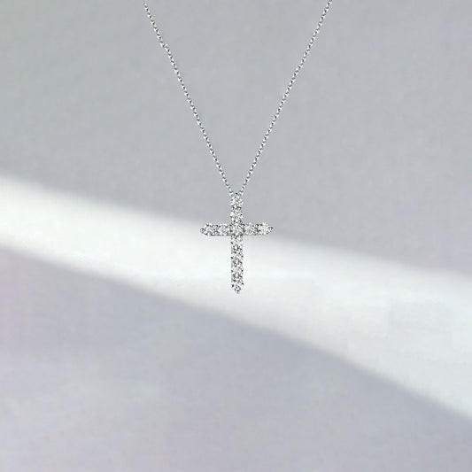 Venlis.V 1.00 ct  (11 carat total)  Round Cut  Diamond Exquisite Large Cross Pendant Necklace